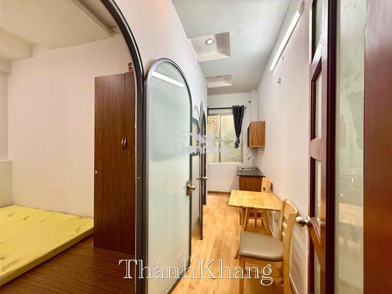 Cho thuê căn hộ 2 phòng ngủ full nt 4ng4xe ngay đh bách khoa q10