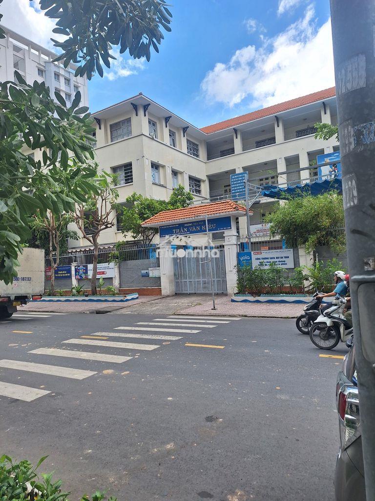 NHÀ CHUNG CƯ QUẬN 10 GẦN TRUNG TÂM