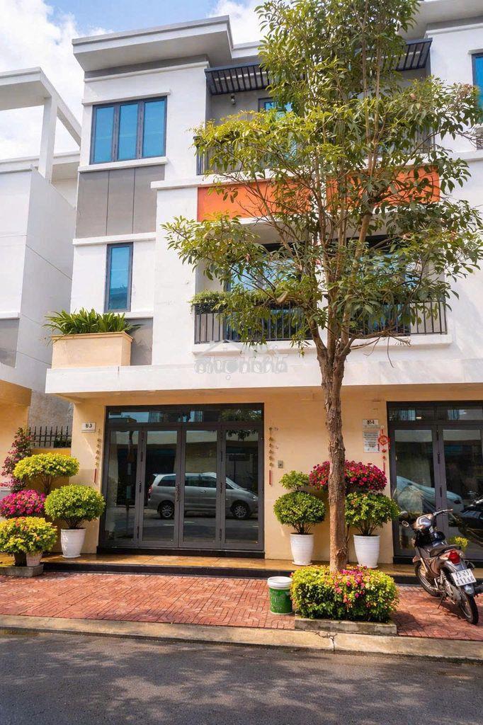 Nhà phố compound ql13 3 tầng mới 100% sổ sẵn giá chỉ 2,99 tỷ/căn - 2