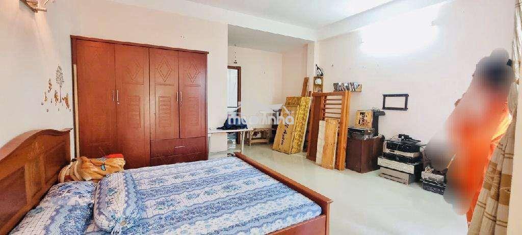 Bán nhà ,đường huỳnh văn bánh ,p 9 pn ,ngang 5m'85m2 4 tầng giá:11.2tỷ - 4