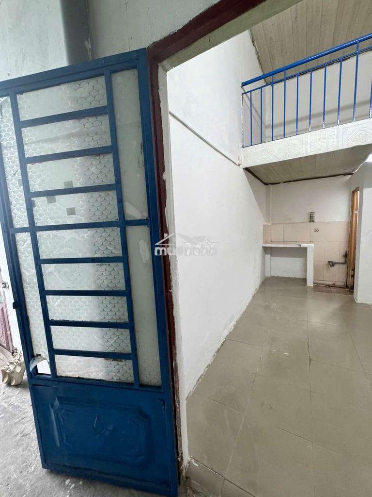 Phòng gác lửng vô ở liền  - 3