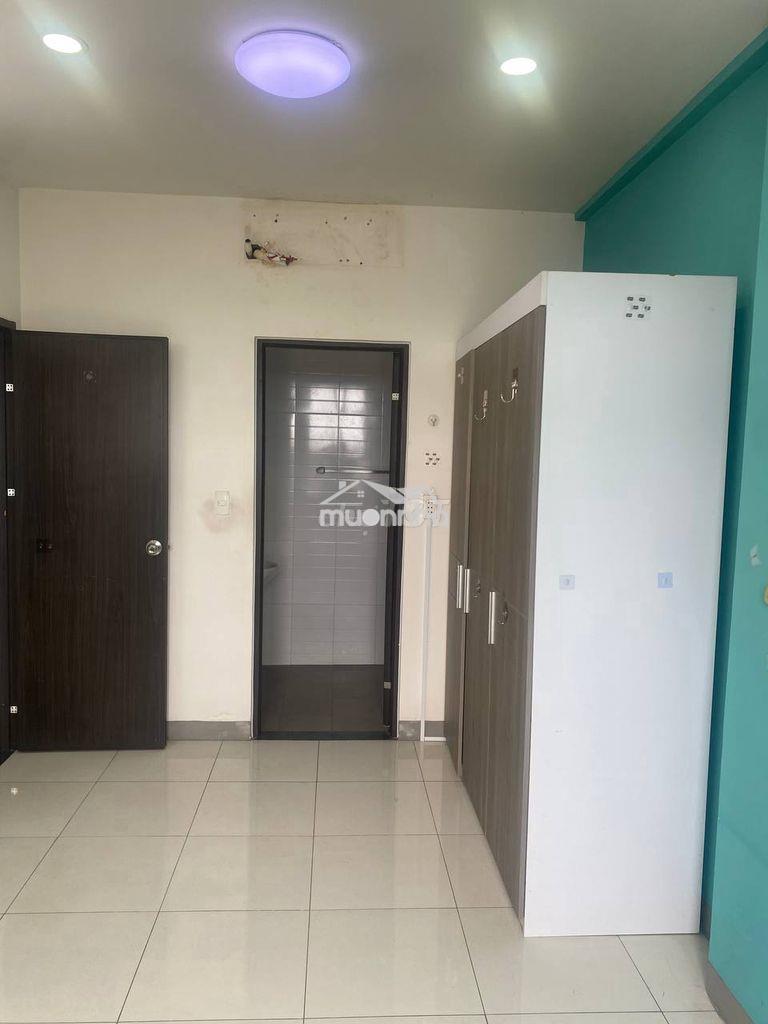 Căn hộ gần ngã tư đất thánh 