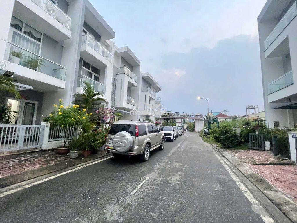Nhà phố 3 tầng 6,5×24- sẳn nội thất- khu khang an- kế vòng xoay an lạc - 2