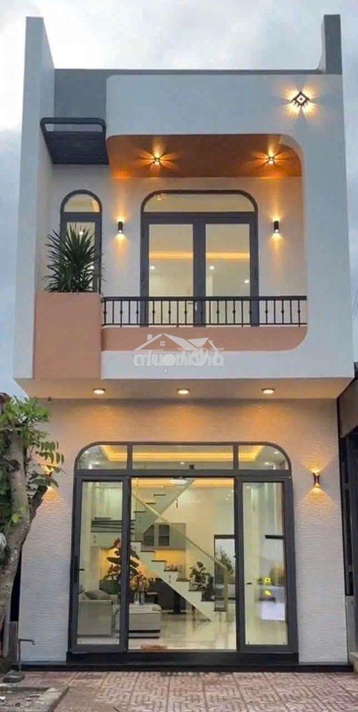 Nhà đẹp giá rẻ tại tân định bến cát