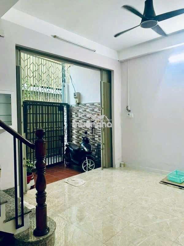 Nhà nc mới đẹp 3pn trần quốc thảo q3