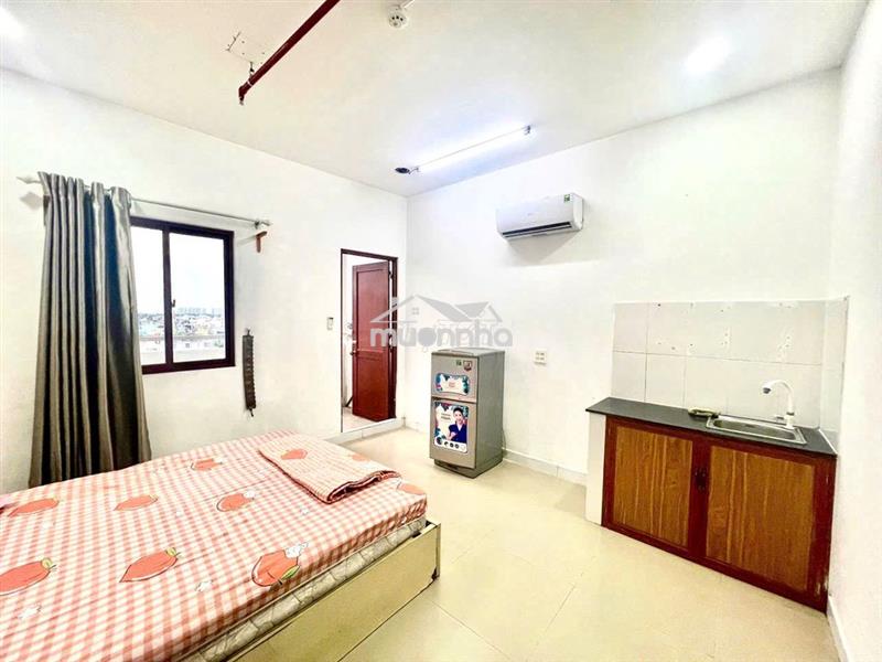 “Studio 30m2 q5 – có ban công, giờ giấc tự do, ở ngay”