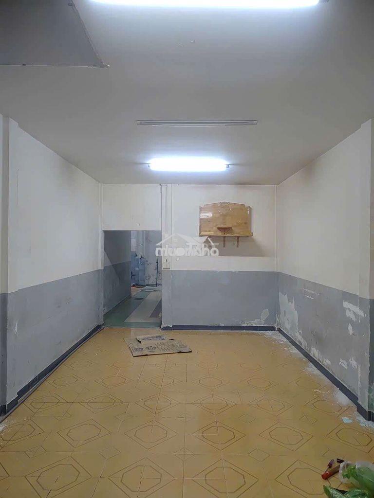 Cho thuê nhà hẻm 216 dương bá trạc, phường 2, quận 8. dt: 6x20m