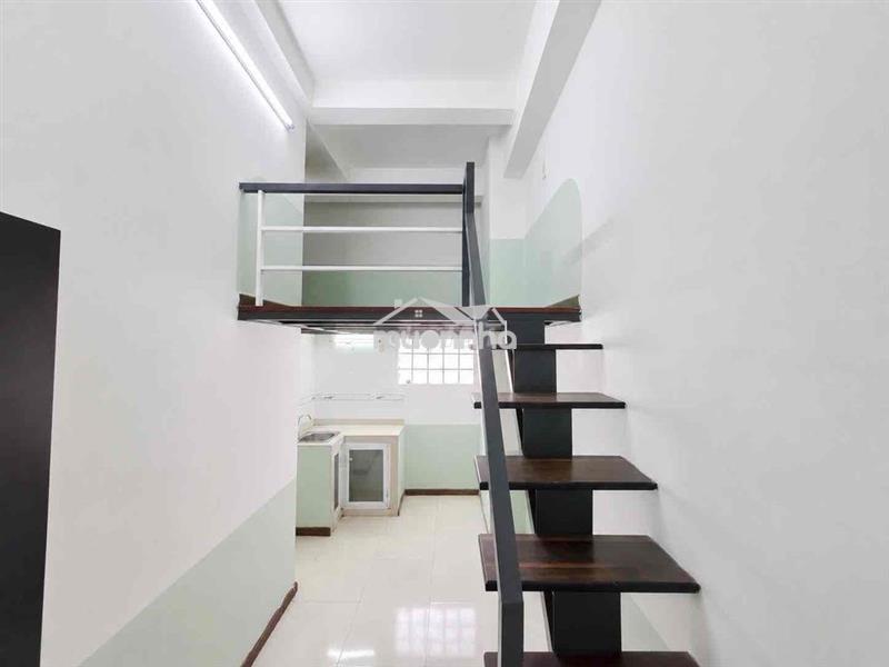 Phòng duplex giá rẻ tại bùi văn ba tiện di chuyển sang q1,q4,ufm,kcx