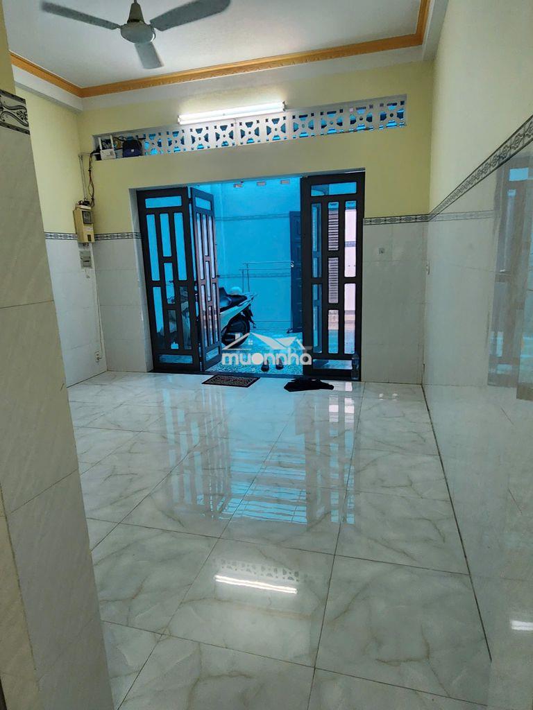 Cho thuê nhà 19/19 trung lang dt 4,3m x 19m , 1 trệt 1 lầu 4 phòng ngủ