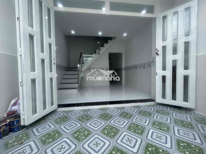 Tôi là chính chủ bán nhà mới 4 x11 có 1 lầu đúc suốt gần ngã 3 chùa
