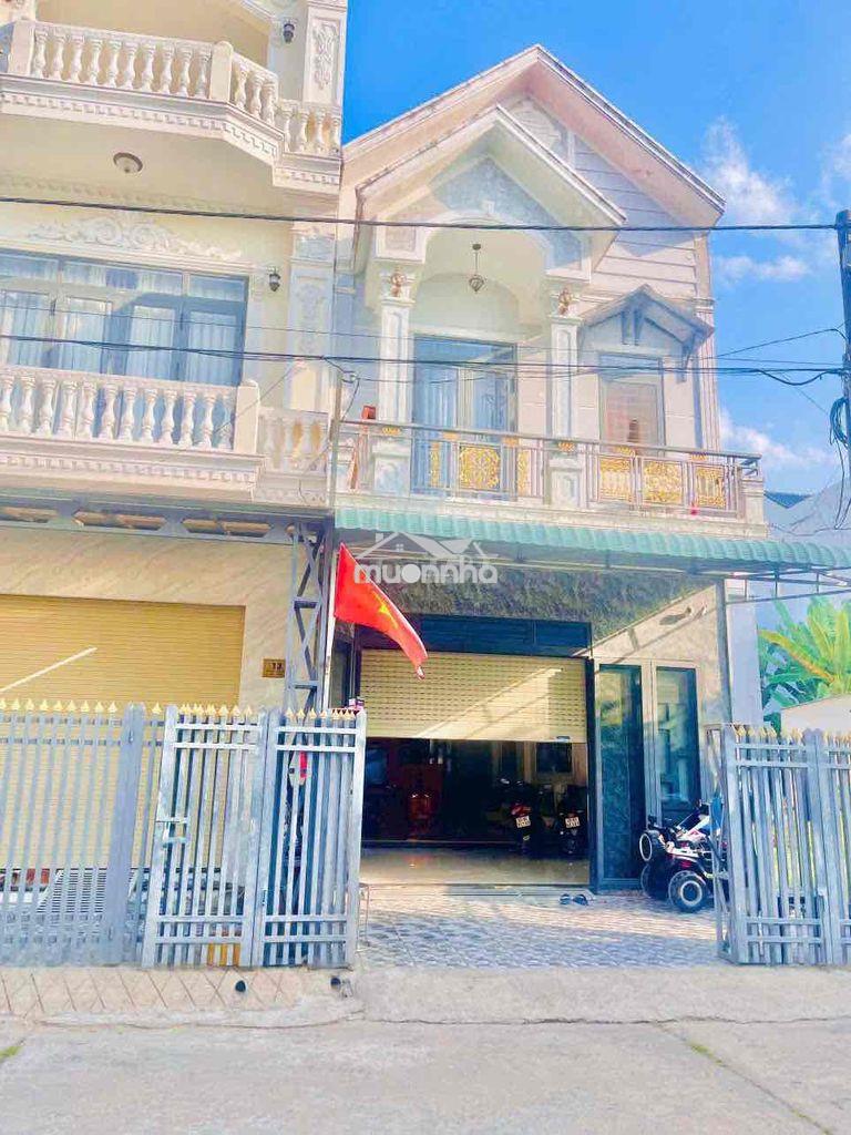Bán nhà lầu khu hoàng minh chánh
