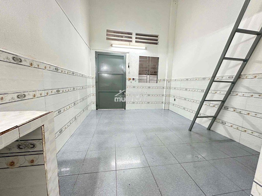 Phòng trọ gác cao - thoáng mát ngay phước long b - 4