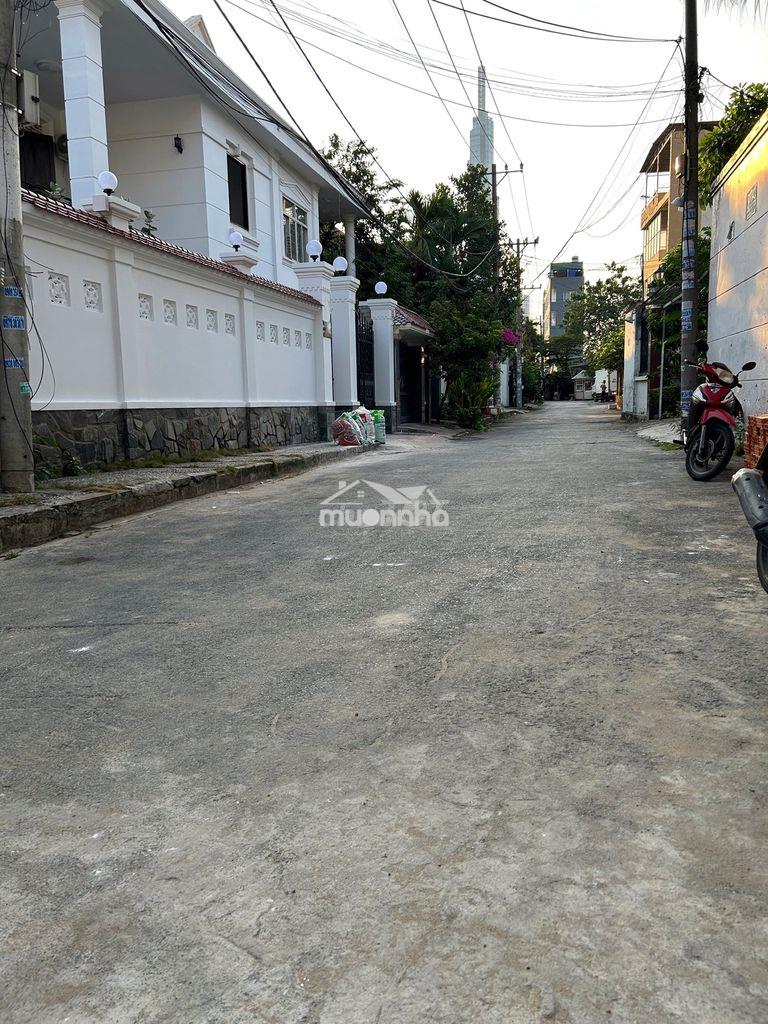 Biệt thự 240m - đường trần não - bán 50 tỷ - 2