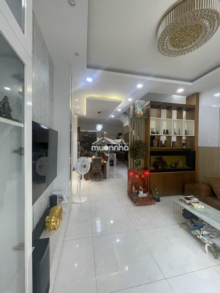 Cần tiền bán gấp căn nhà 83m2 đường số tân quy q7,giá tốt cho đầu tư.