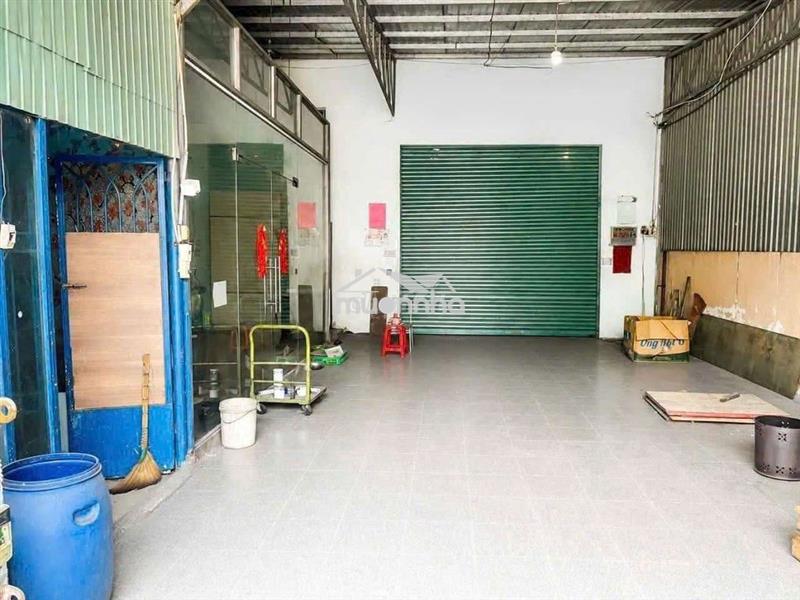 Xưởng dĩ an 400m²/22tr sẵn văn phòng làm việc 
