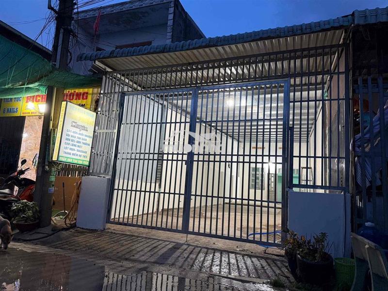 Nhà phố gần 22/12 thuận giao