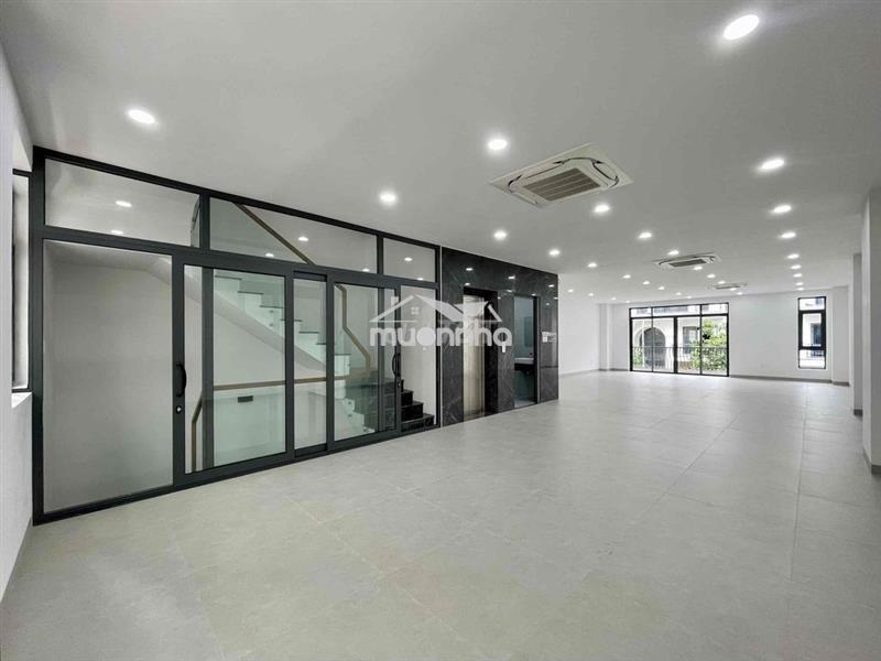 Nhà vạn phúc 7x22m (hầm 4 tầng) vị trí đẹp, gần công viên giá chỉ 60tr