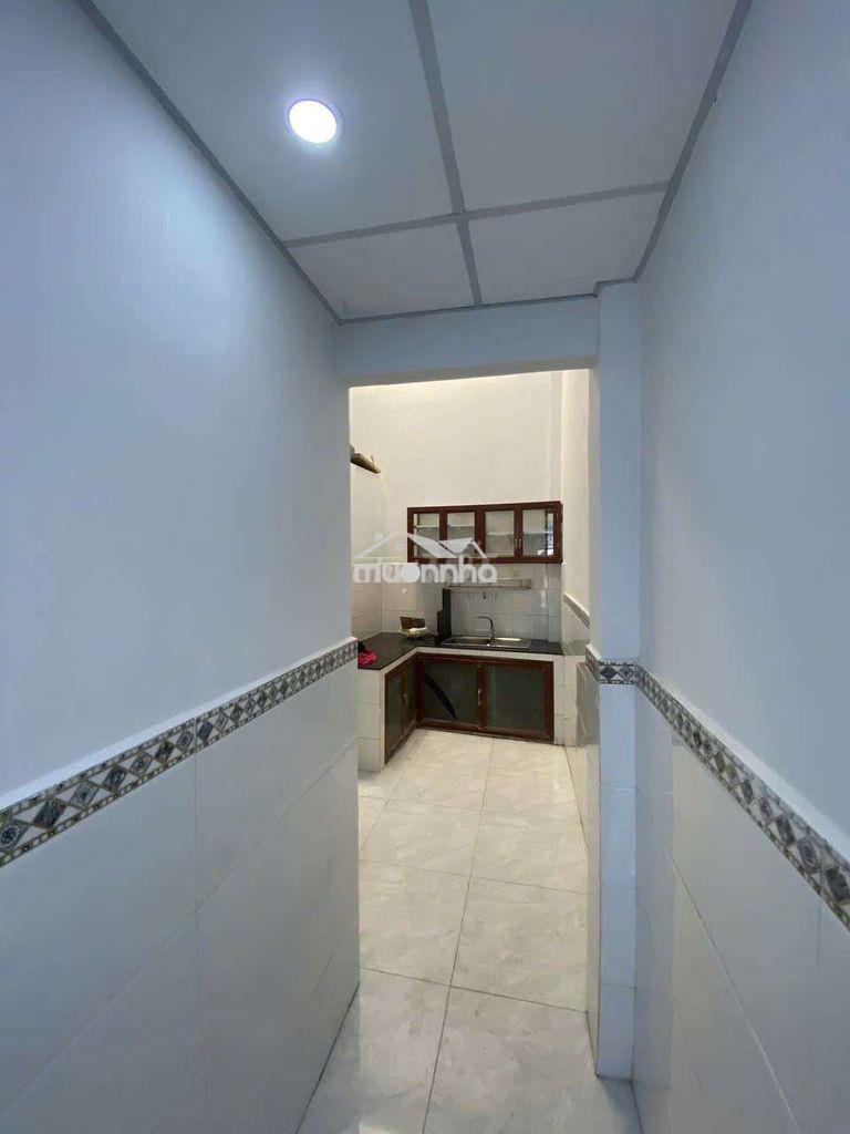 Cho thuê nhà phố nguyên căn - trệt lửng - 2