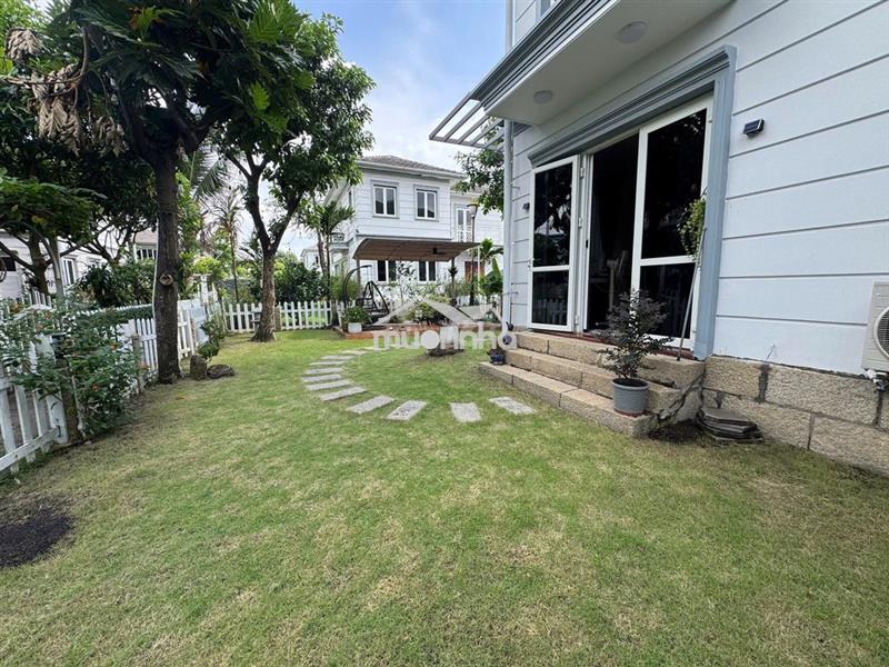 Cho thuê biệt thự sân vườn 250m2 khu garden home- 1 trệt 1 lầu, 4pn