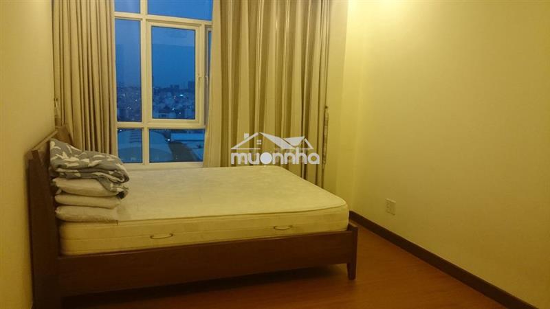 Tôi cần cho thuê nhanh chung cư giai việt, số 856 tạ quang bửu