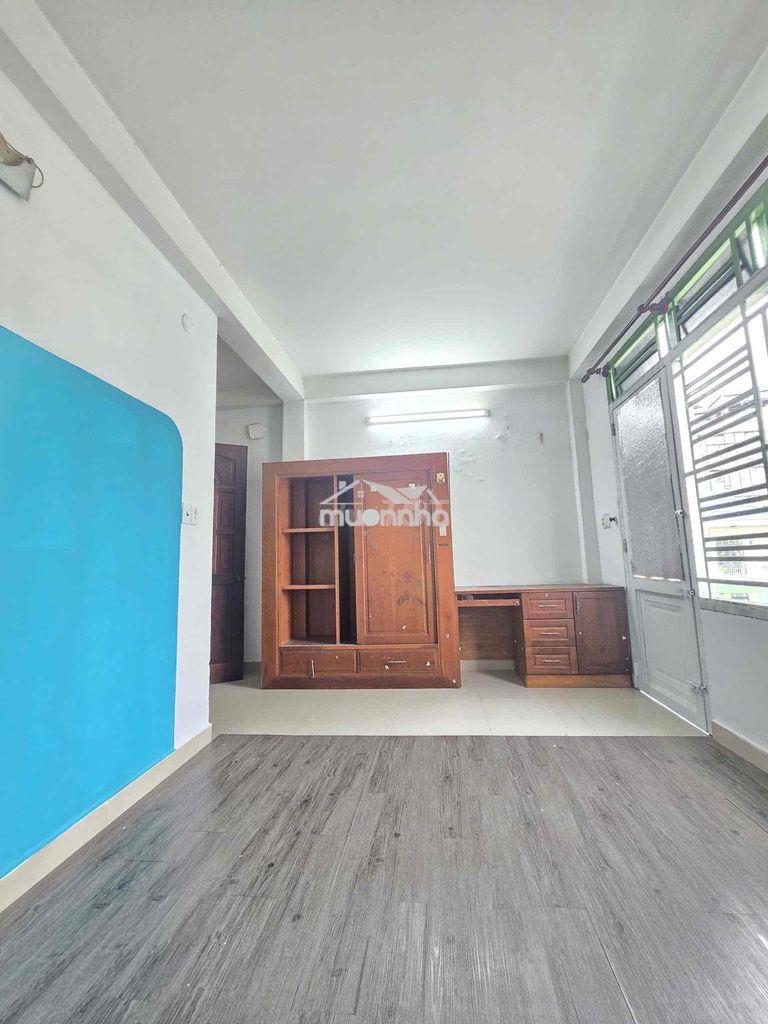 Studio ban công máy lạnh trung tâm q3-gần bờ kè-lê văn sỹ-toà viettel - 3