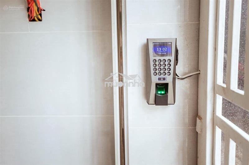 Ktx thang máy tại quận 10, cách 5p qua sư vạn hạnh, bách khoa, 1tr3/th