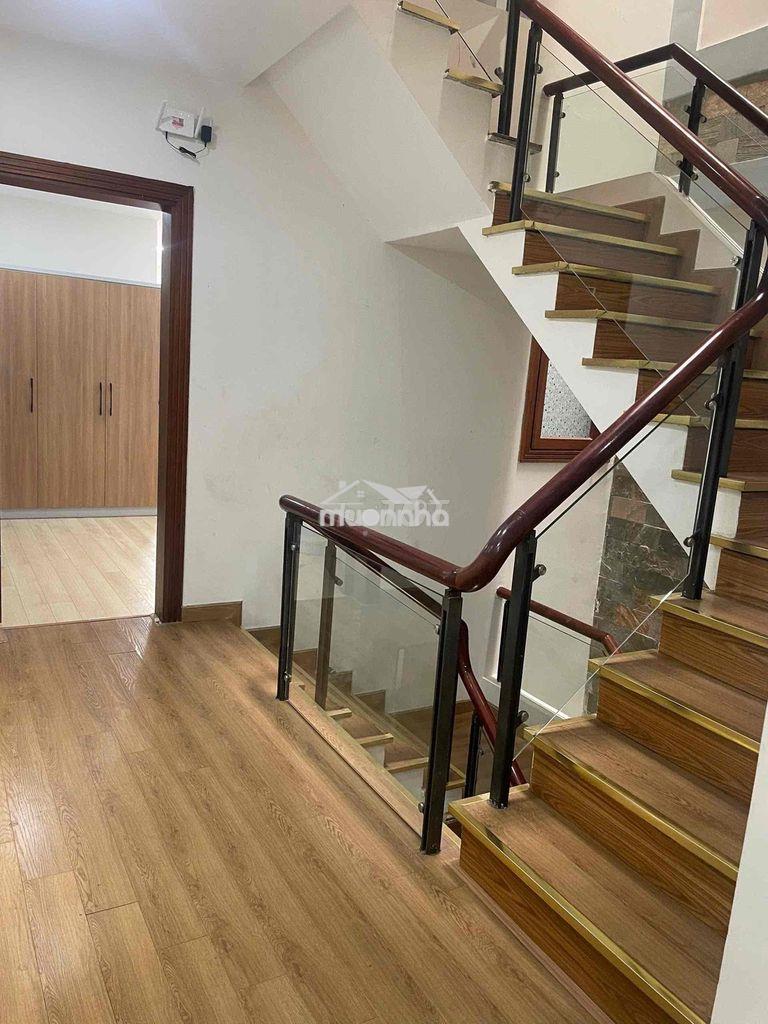 Phòng ban công rộng rãi siêu đẹp siêu hot gần aeonmall đh công thương - 4