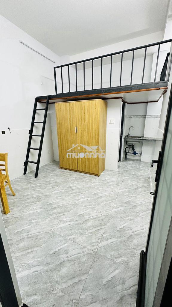 Phòng duplex 25m2 ngay nguyễn tất thành