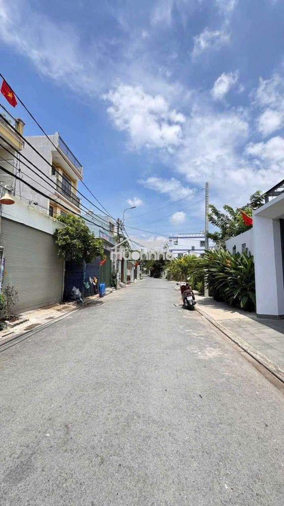 Cho thuê kho xưởng 15mx22m. q12 - 3