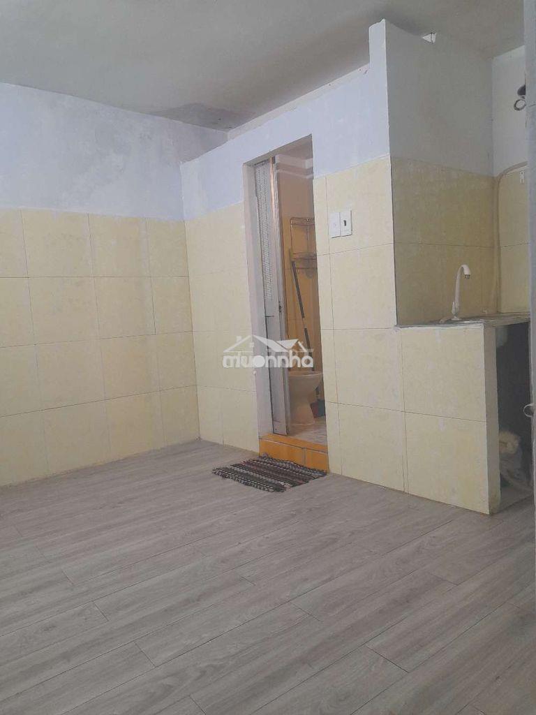 124 pho cơ điều quận 11(kế bên chợ thiếc)