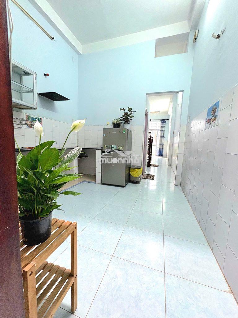 Cho thuê nguyên tầng: 1 phòng ngủ + 1 bếp + đủ nội thất - riêng biệt.