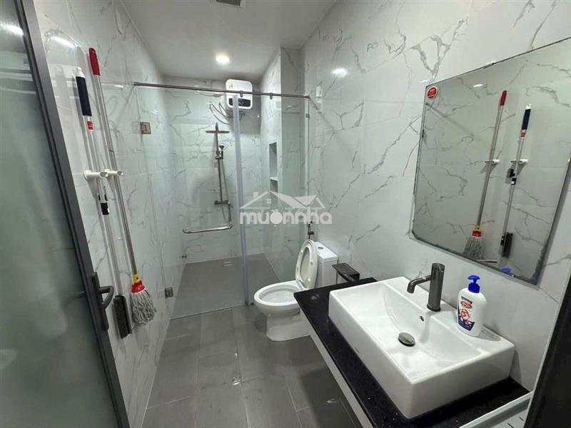 Nhà 2 tầng 2pn 3wc gần võ văn kiệt