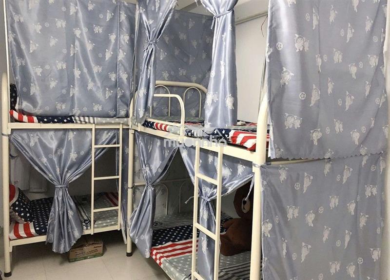 Phòng trọ giường tầng,máy lạnh,tủ lạnh,wc riêng,máy giặt,giờ tự do