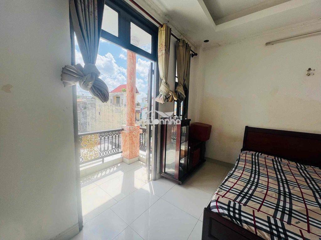 Phòng ban công full nội thất giá rẻ - 3