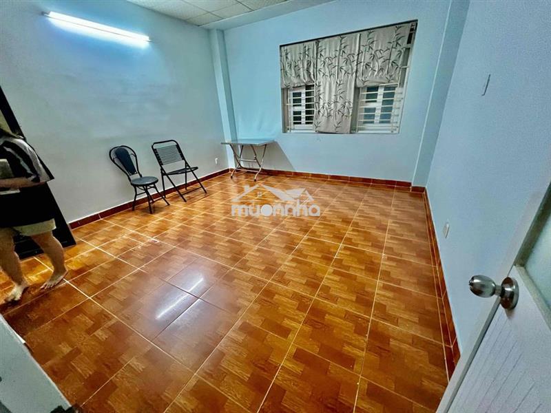 Cho nữ thuê phòng (1 - 2 nữ) - 818/23/xx xô viết nghệ tĩnh, p.25