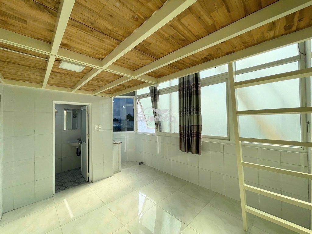 Phòng view cửa sổ bao chill, gác cao thoáng mát sau lưng vincom tđ - 4
