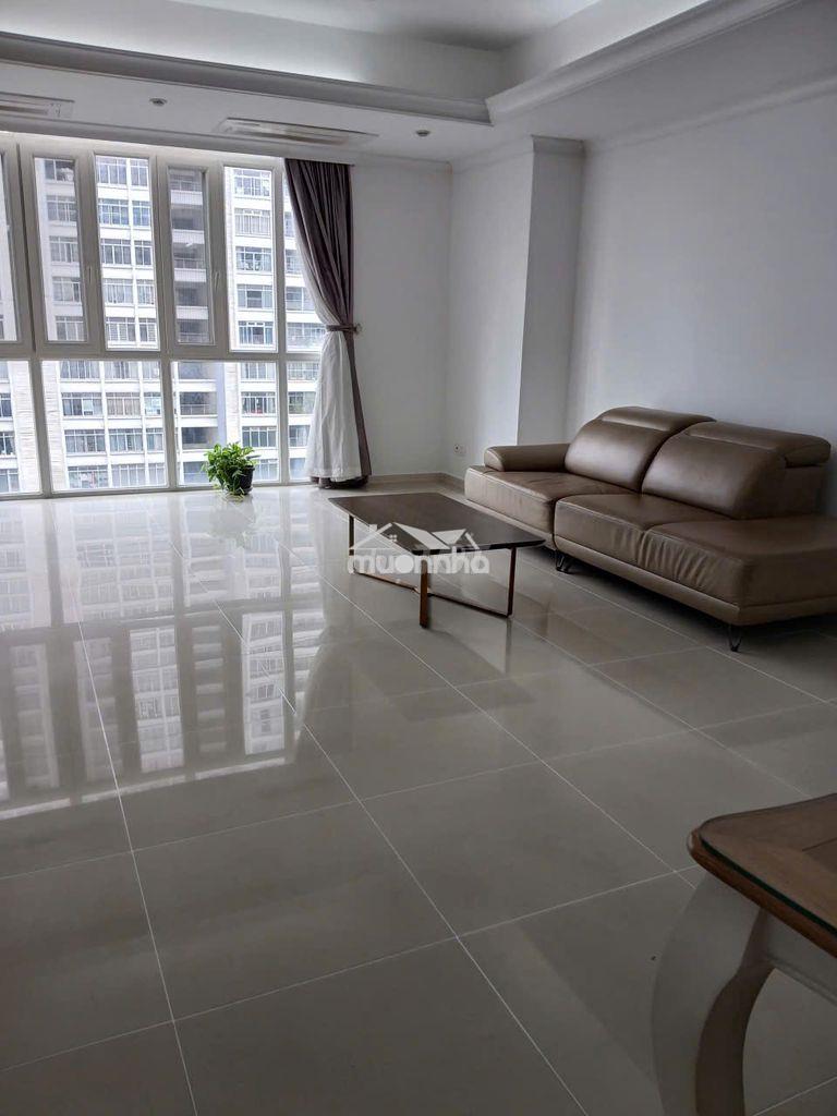 Bán ch imperia an phú, 135m2, 3pn, lầu cao, đẹp, sổ hồng. giá ***