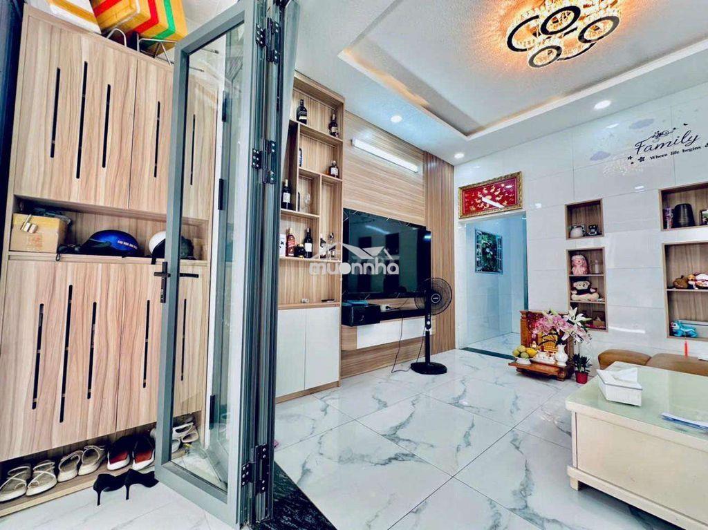 Bán nhà, quang trung gò vấp ,ngang 4m- 50m ,giá : 4.5tỷ - 2