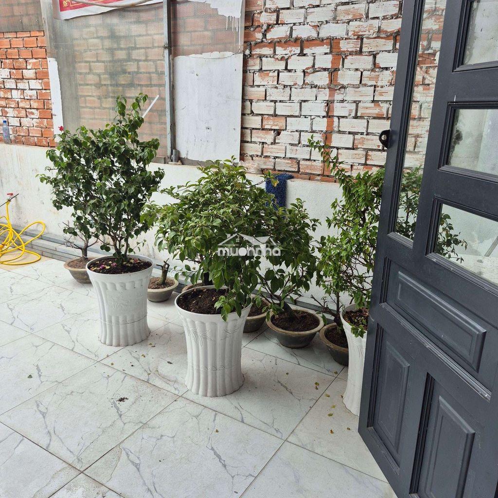 Bán nhà ,đường phan văn hớn , bà điểm hm , ngang 5m - 110m2 ,giá 2.5tỷ - 4