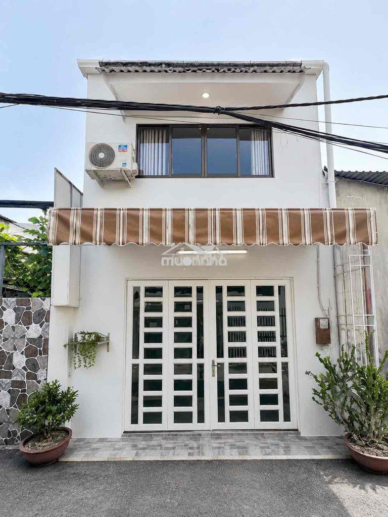 Nhà nguyên căn đầy đủ nội thất đg lê văn lương
