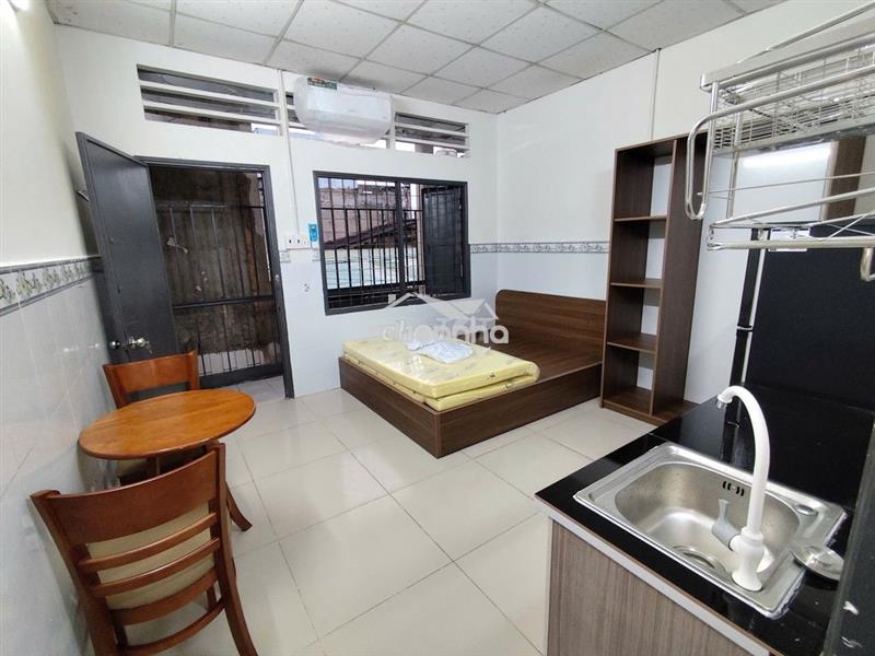 Phòng mới  full nội thất chợ việt lập 3 phút ra phạm văn đồng