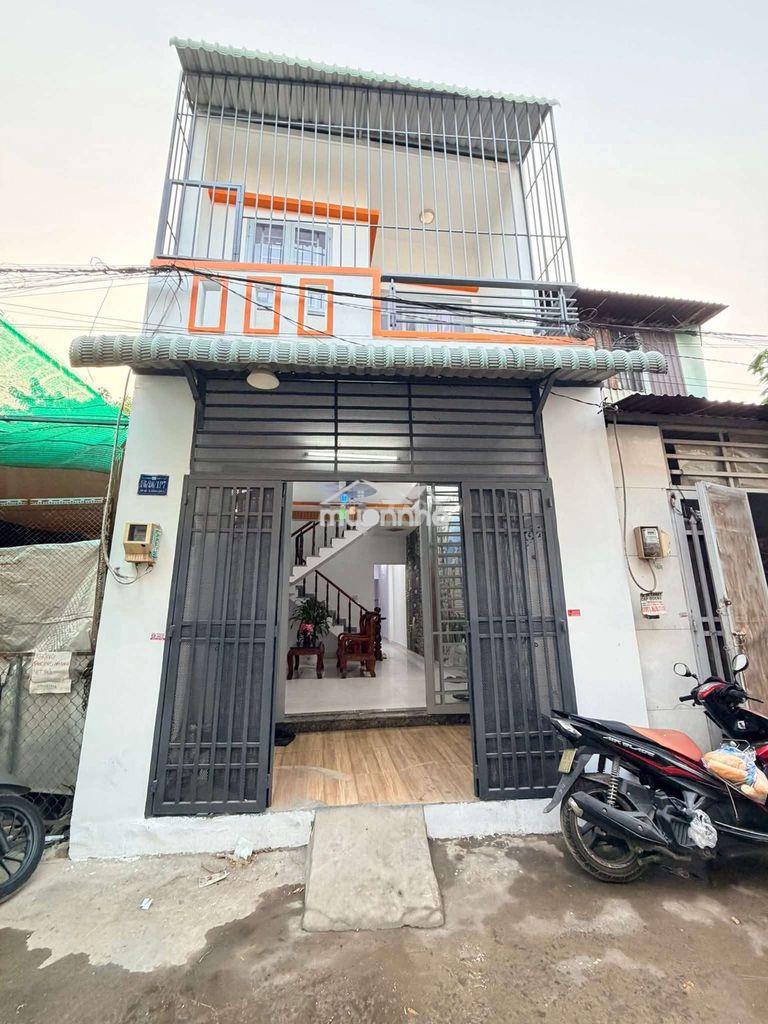 Bán nhà quách điêu 2/ ngắn dt:4m*15m lầu suốt 4pn 2w đường 5m