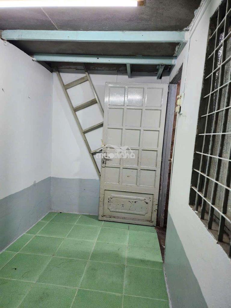 Cho thuê nhà nhỏ có gác suốt riêng biệt - 4
