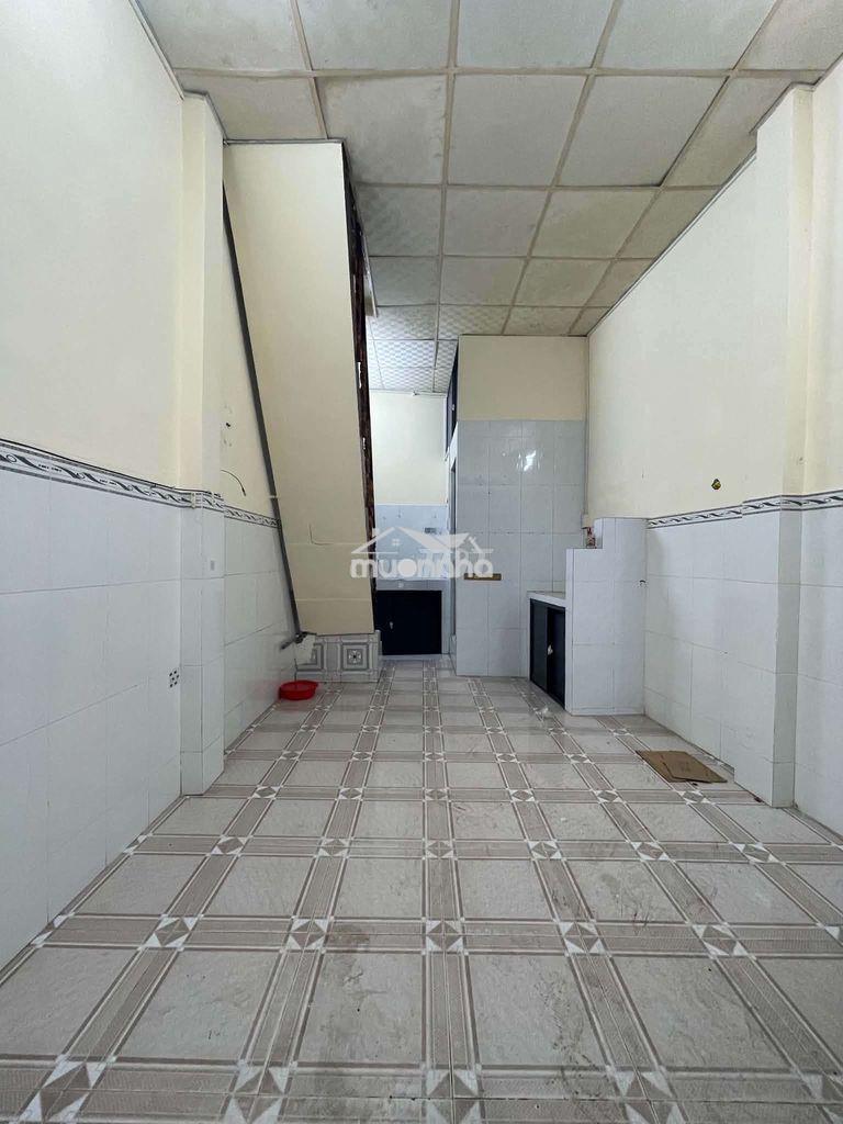 Nhà cho thuê 6 triệu đường dương bá trạc 