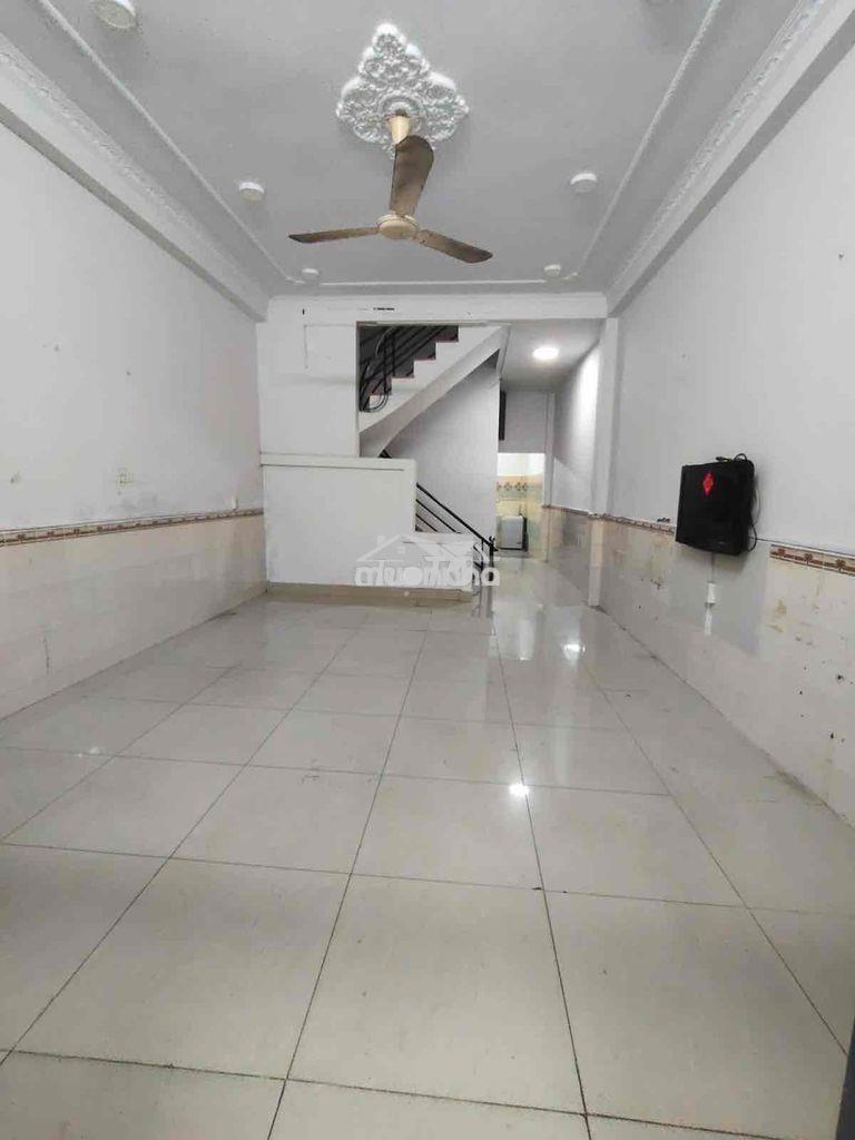 Bán nhà 2 tầng hxh trung tâm q7: 4x17m, 2pn, 2wc giá cực tốt: 7 tỷ 950 - 3