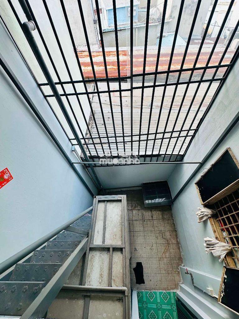 Bán gấp nhà gần chợ trần văn quang - tân bình. - 2