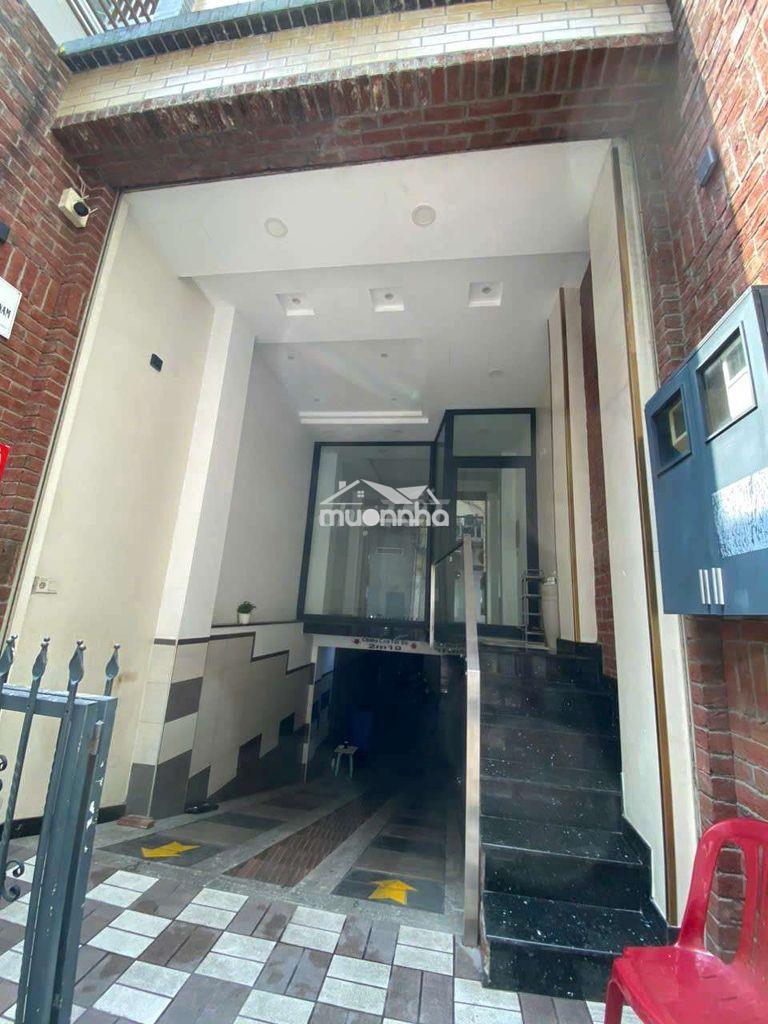 Cho thuê lầu 1 lối đi riêng có thang máy 50m2
