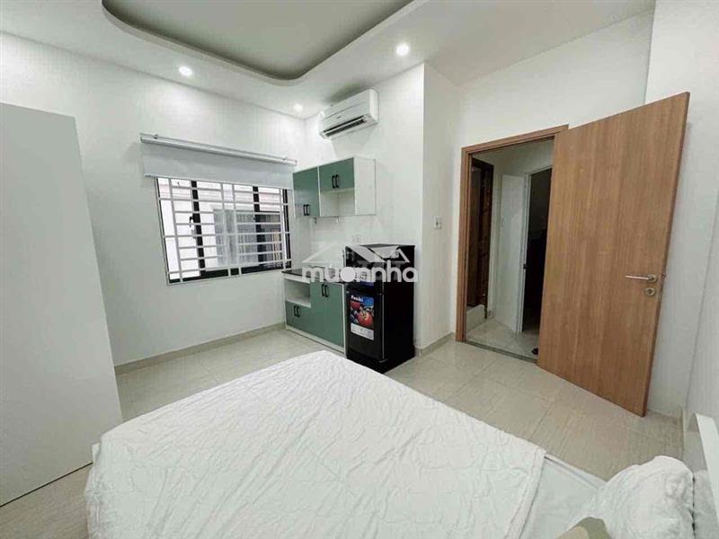 Studio full nội thất cửa sổ lớn mới như hình