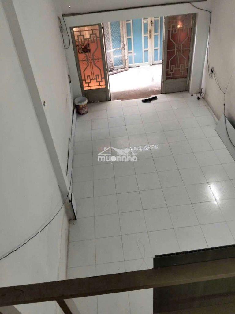 Nhà cấp 4, dt 40m2, giá 5,2tr/tháng giảm còn 4,2tr/ th 6 tháng đầu - 3
