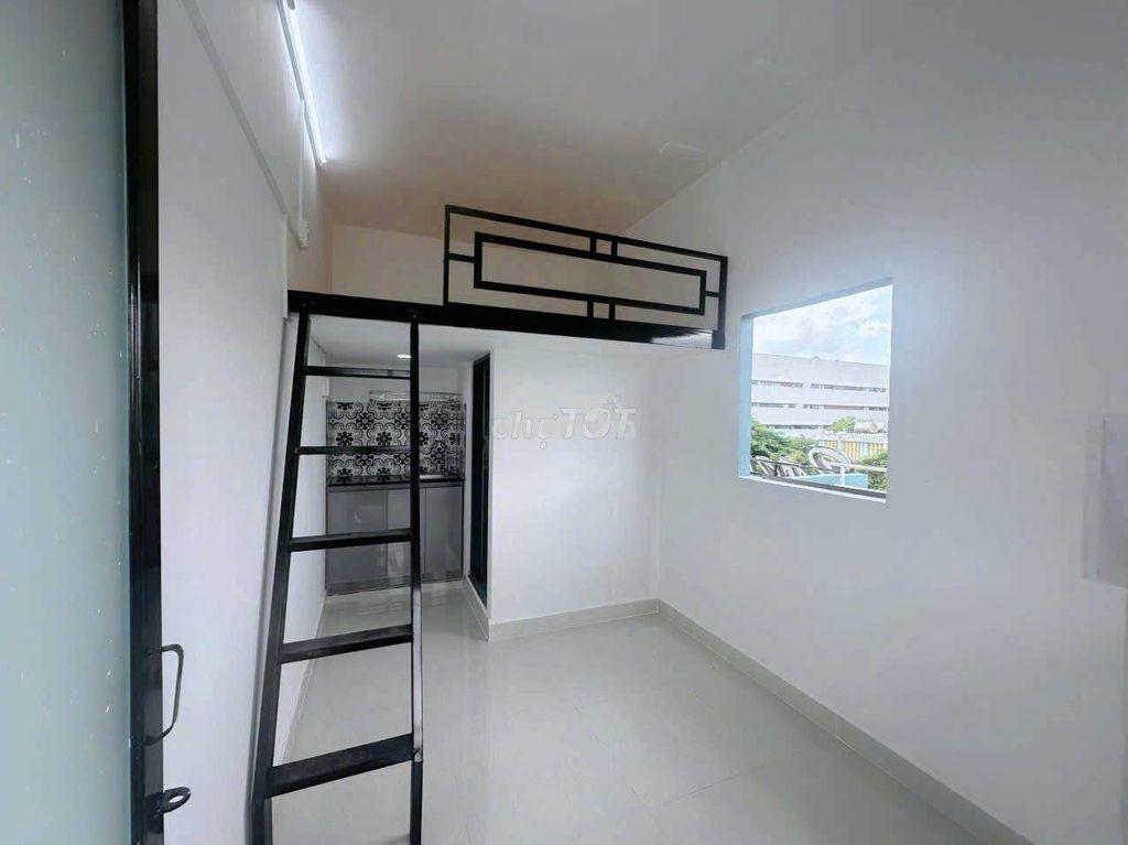Phòng gác cao, cửa sổ thoáng, đối diện uth,gần hutech, ngoại thương - 2